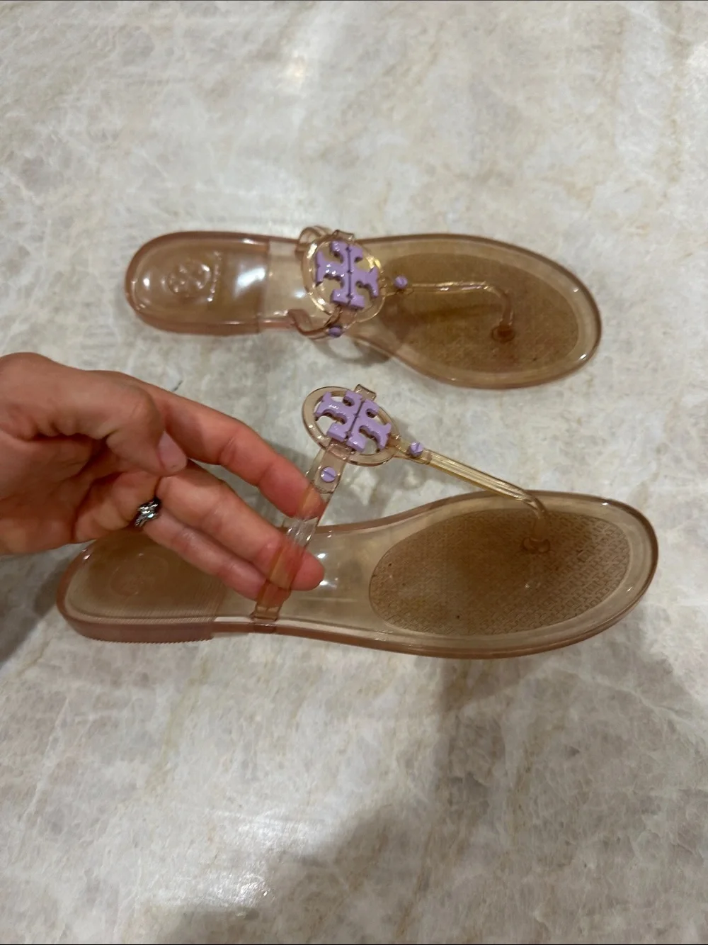 Tory Burch Miller Jelly Clear Thong Sandals with Lilac Emblem 9 women’s